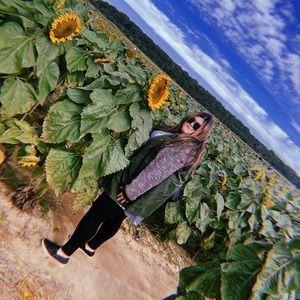 Meet your Posher, Nicole